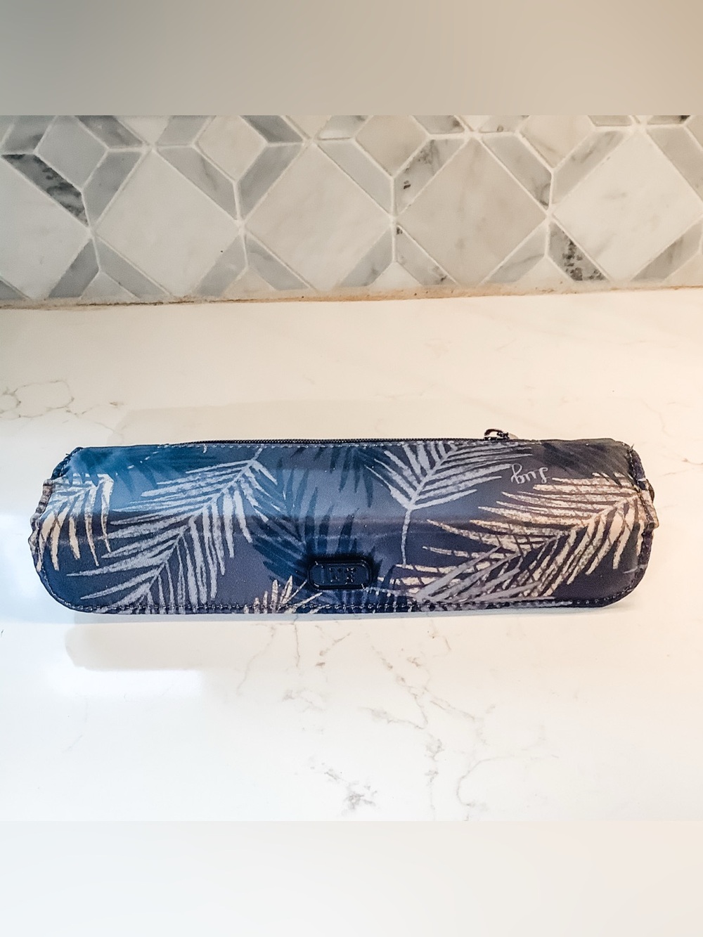 NWOT lug Choo Choo pill case in Gray Tropical Print